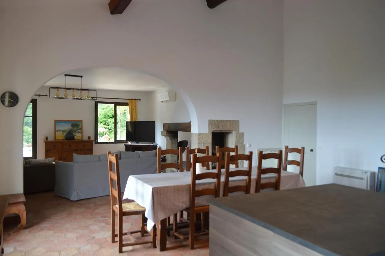 Maison Avec Vue Panoramique Et Piscine Le Tignet 0*,